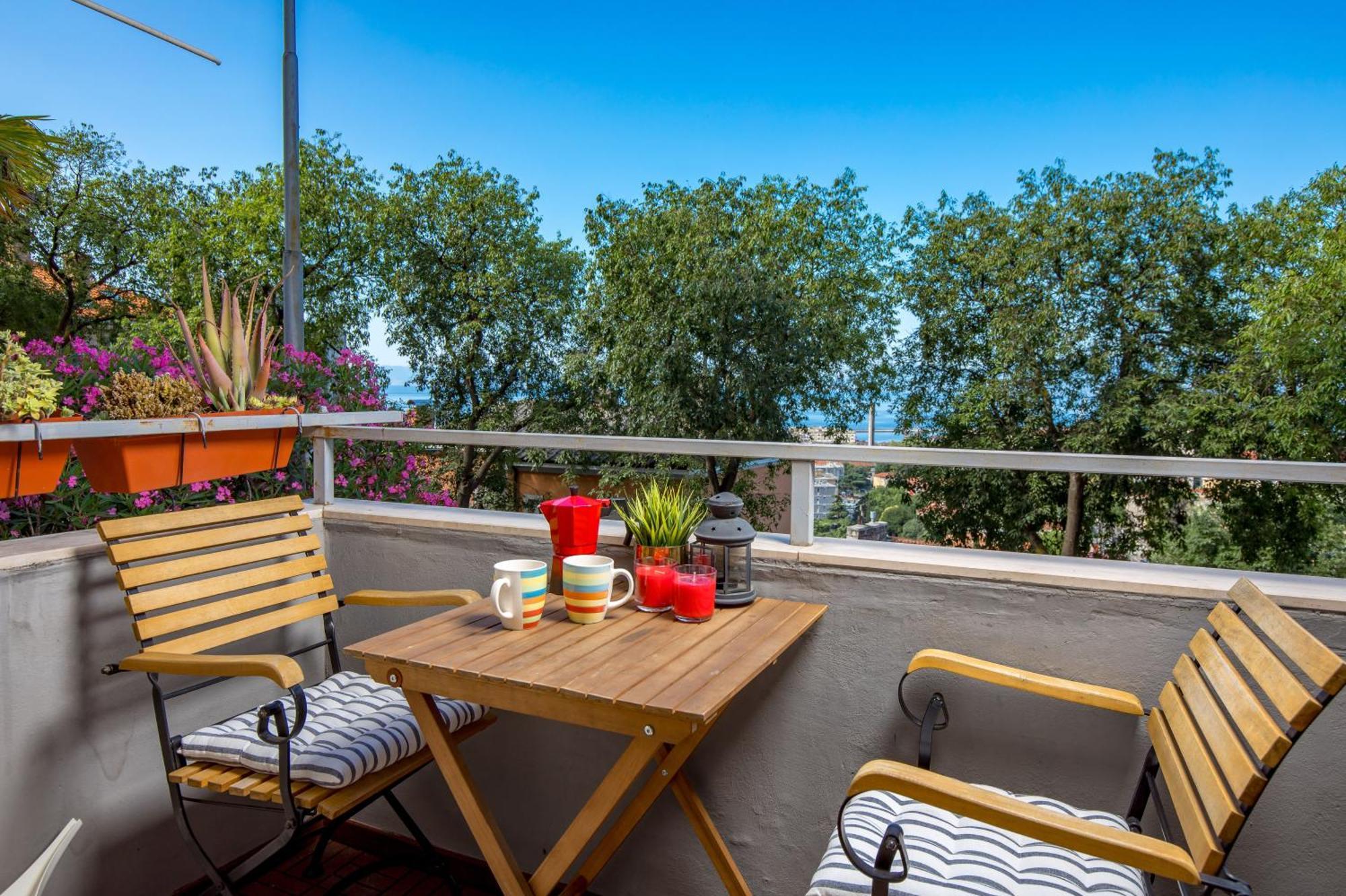 Apartment Tiziano-Belveder With Private Garage ริเยกา ภายนอก รูปภาพ